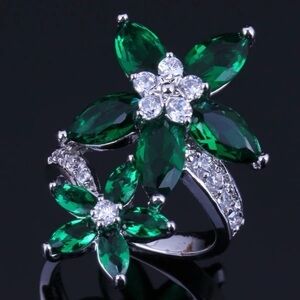 Emerald Green Floral Ring with Crystals